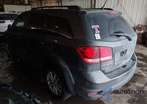 2016 Dodge Journey Sxt z USA, uszkodzony, nr VIN 3C4PDCBG1GT224888